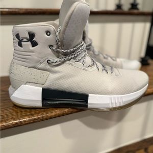 Under Armour Drive sneakers size 13